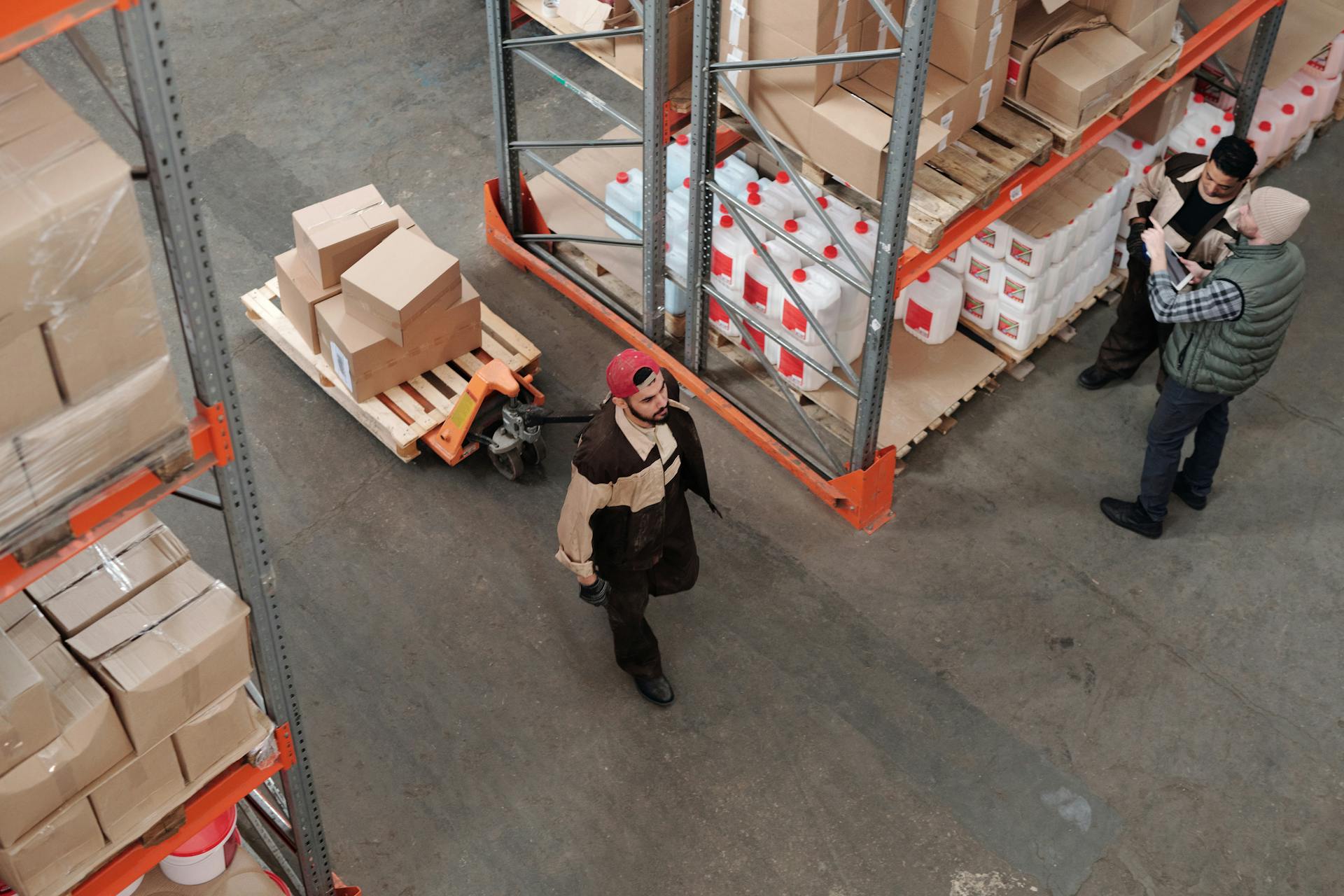 Palete ou Pallet: qual o correto?