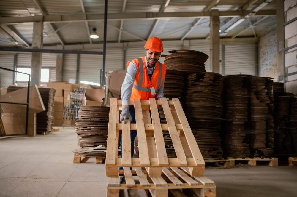 Cuidados ao escolher pallets de madeira usados: guia completo para evitar erros